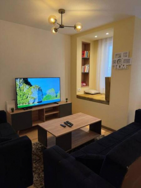 ORA-PRN,peaceful central apartment